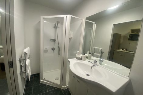 Photo of property in Atrium Towers, 5j/154 The Terrace, Wellington Central, Wellington, 6011