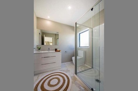 Photo of property in 25a Arrow Road, Forrest Hill, Auckland, 0620