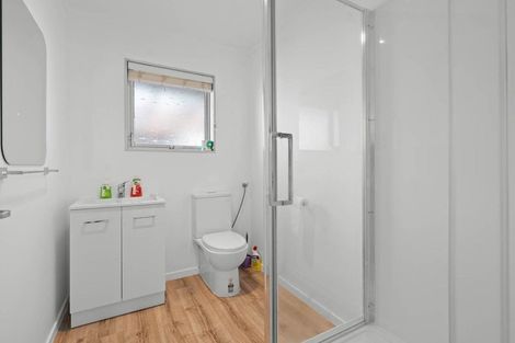 Photo of property in 1/112 Gossamer Drive, Pakuranga Heights, Auckland, 2010