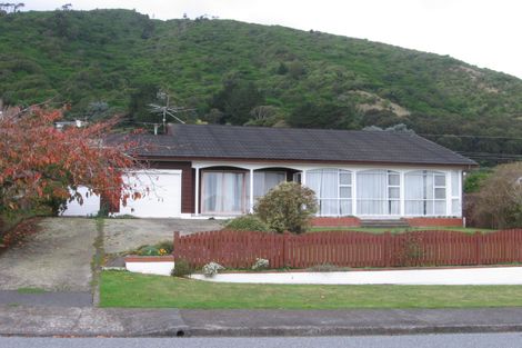 Photo of property in 7 Te Maku Grove, Waikanae, 5036