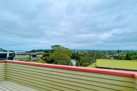 Photo of property in 16a George Laurenson Lane, Mount Roskill, Auckland, 1041