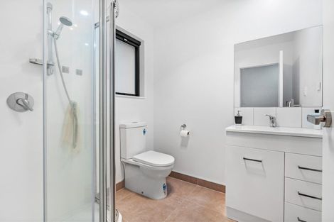 Photo of property in 37 Eileen Newey Place, Henderson, Auckland, 0612