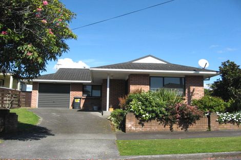 Photo of property in 1 Plympton Street, Brooklands, New Plymouth, 4310