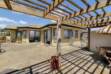 Photo of property in 2 Nautilus Drive, Papamoa Beach, Papamoa, 3118