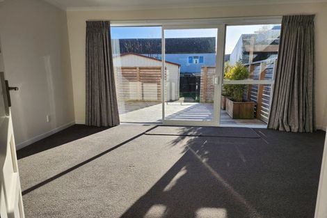 Photo of property in 217 Knights Road, Hutt Central, Lower Hutt, 5011