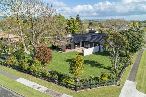 Photo of property in 1 De La Mare Drive, Leamington, Cambridge, 3432