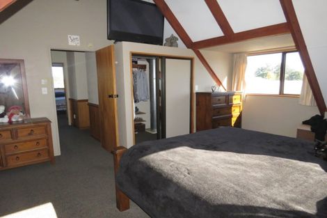 Photo of property in 32 Leven Street, South Hill, Oamaru, 9400