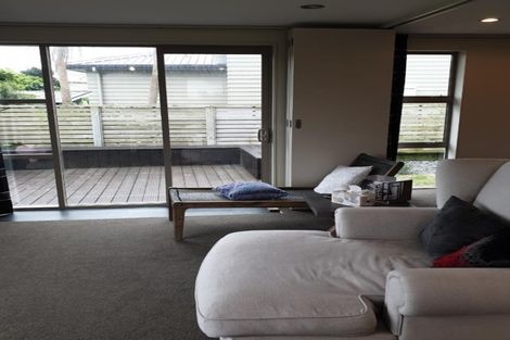 Photo of property in 24 Cresswell Place, Johnsonville, Wellington, 6037