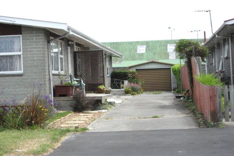Photo of property in 2/14 Hart Street, Woolston, Christchurch, 8023
