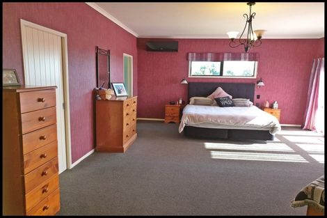 Photo of property in 27a Shelter Grove, Frankleigh Park, New Plymouth, 4310