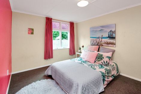 Photo of property in 70 Trafalgar Street, Dannevirke, 4930