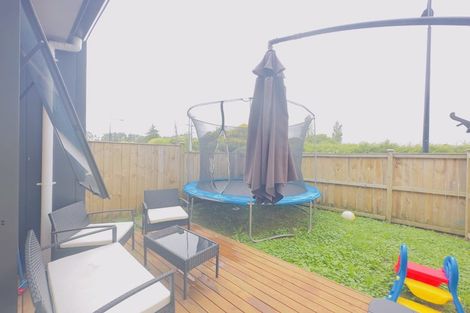 Photo of property in 12 Taiaha Street, Papakura, 2110