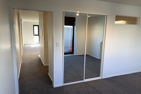 Photo of property in Pirie Street Townhouses, 3/35 Pirie Street, Mount Victoria, Wellington, 6011