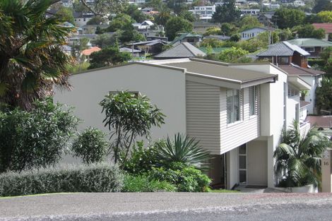 Photo of property in 2/16 Penning Road, Castor Bay, Auckland, 0620