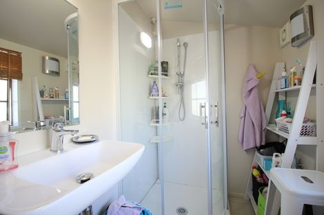 Photo of property in 23 Old Bridge Road, Bridge Hill, Alexandra, 9320