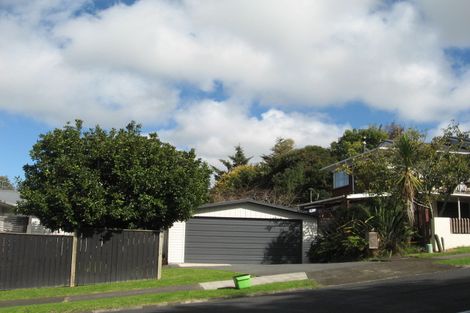Photo of property in 40 Riverhills Avenue, Pakuranga Heights, Auckland, 2010
