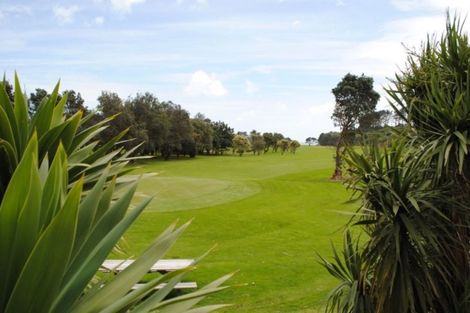 Photo of property in 30 Third Avenue, Urenui, 4377