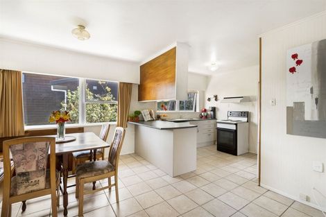 Photo of property in 115 Sunset Road, Totara Vale, Auckland, 0632