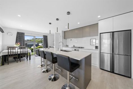 Photo of property in 2 Ihakara Arthur Lane, Aotea, Porirua, 5024