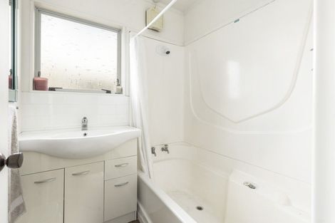 Photo of property in 27b Garland Drive, St Andrews, Hamilton, 3200