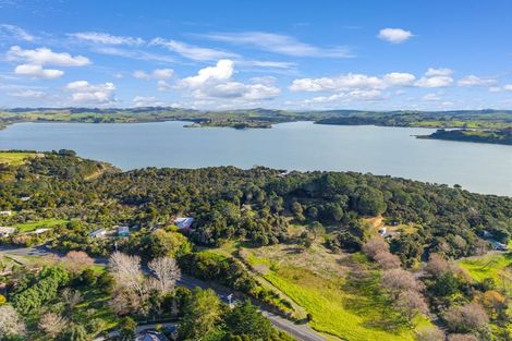 Photo of property in 438 Pahi Road, Pahi, Paparoa, 0571