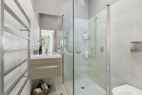 Photo of property in 5 Burwah Street, Berhampore, Wellington, 6023