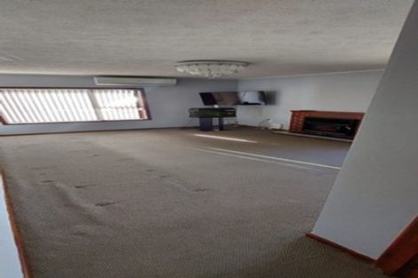 Photo of property in 72 Valentine Street, Papakura, 2110