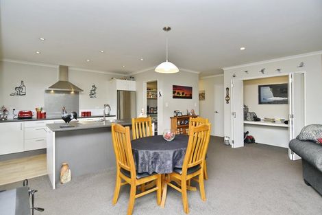 Photo of property in 6 Wineberry Avenue, Amberley, 7410