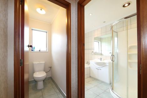 Photo of property in 3 Trigg Crescent, Taradale, Napier, 4112