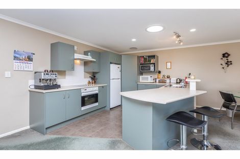 Photo of property in 15c Rishworth Avenue, Stanmore Bay, Whangaparaoa, 0932