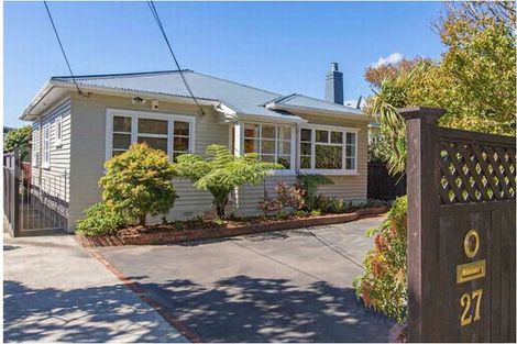 Photo of property in 27 Saint Ronans Avenue, Waterloo, Lower Hutt, 5011