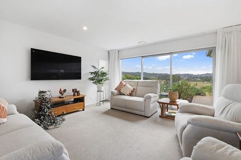 Photo of property in 28 Awatiro Drive, Kaukapakapa, 0871