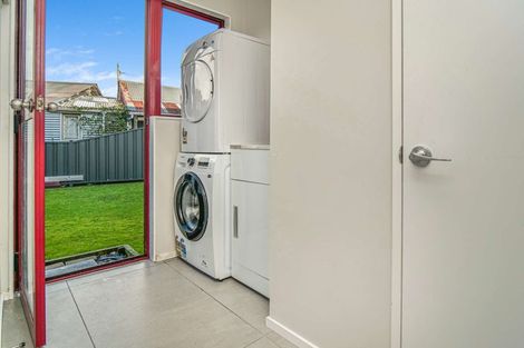 Photo of property in 1 Derby Street, Westport, 7825