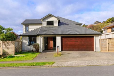 Photo of property in 44 Furlong Crescent, Churton Park, Wellington, 6037