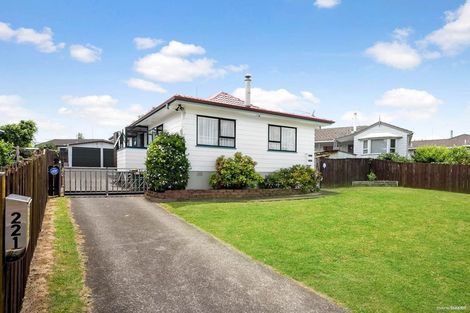 Photo of property in 221 Mahia Road, Wattle Downs, Auckland, 2103