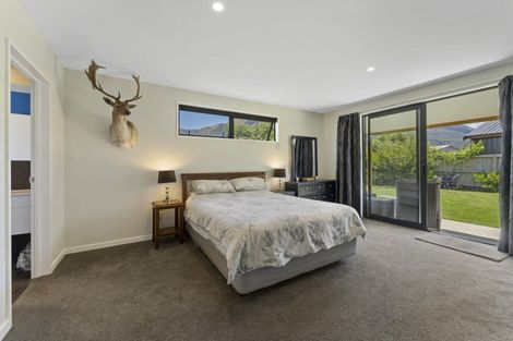 Photo of property in 11 Teal Place, Lake Hawea, Wanaka, 9382