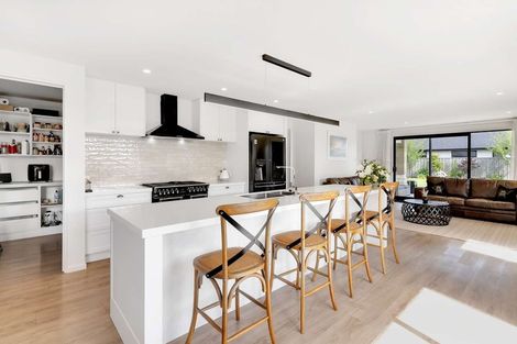 Photo of property in 117 Shillingford Boulevard, Rolleston, 7615