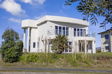 Photo of property in 16 Nadine Stanton Drive, Bell Block, New Plymouth, 4312