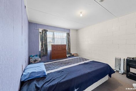 Photo of property in 42 Simons Street, Moturoa, New Plymouth, 4310