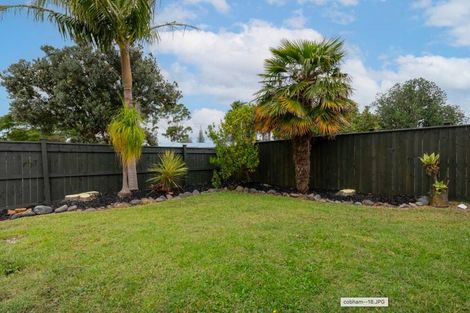 Photo of property in 61a Cobham Crescent, Kelston, Auckland, 0602