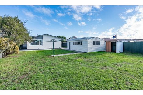 Photo of property in 6 Royalist Avenue, North New Brighton, Christchurch, 8083