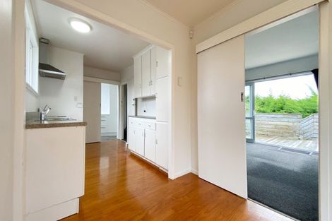 Photo of property in 22a Tramway Road, Beach Haven, Auckland, 0626