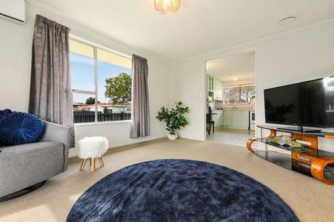 Photo of property in 1/39 Chipping Lane, Redwood, Christchurch, 8051