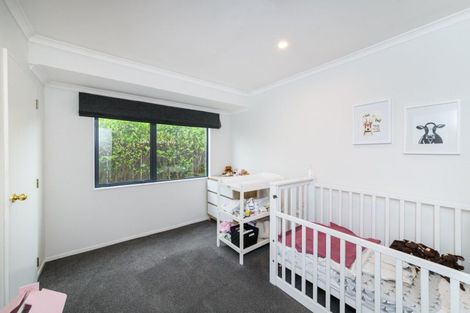 Photo of property in 4 Almond Grove, Feilding, 4702