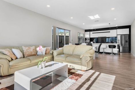 Photo of property in 7 Sai Ridge Close, Pukekohe, 2120