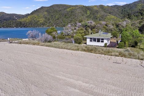Photo of property in 4 Lagoon Street, Torrent Bay, Takaka, 7183