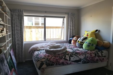 Photo of property in 4a Davis Grove, Wainuiomata, Lower Hutt, 5014