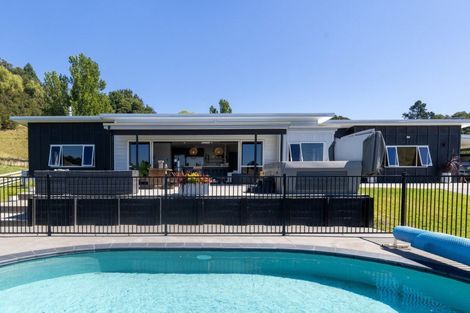 Photo of property in 224 Seafield Road, Eskdale, Napier, 4182