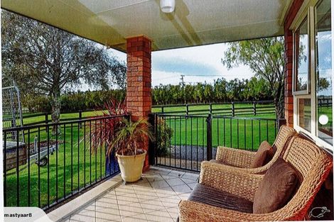 Photo of property in 67 Riverhead Road, Kumeu, 0810