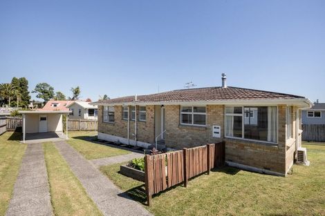 Photo of property in 12 Rangataua Street, Welcome Bay, Tauranga, 3112